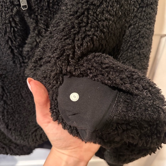 Lululemon Sherpa Fleece Half Zip - Picture 6 of 6
